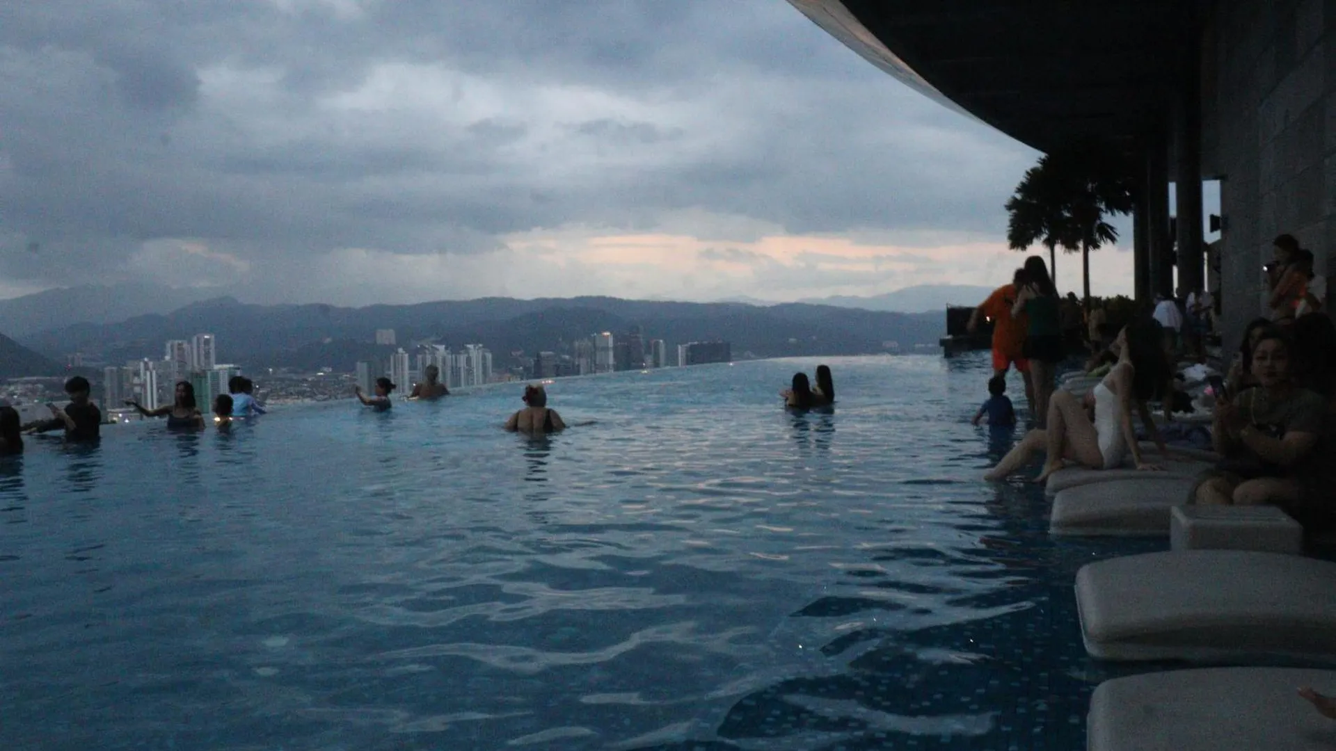 Apartment Crystal Suite At Eaton Klcc Kuala Lumpur Malaysia